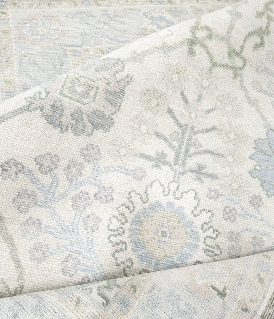 Charleston Green: A Rug Inspired by Timeless Elegance