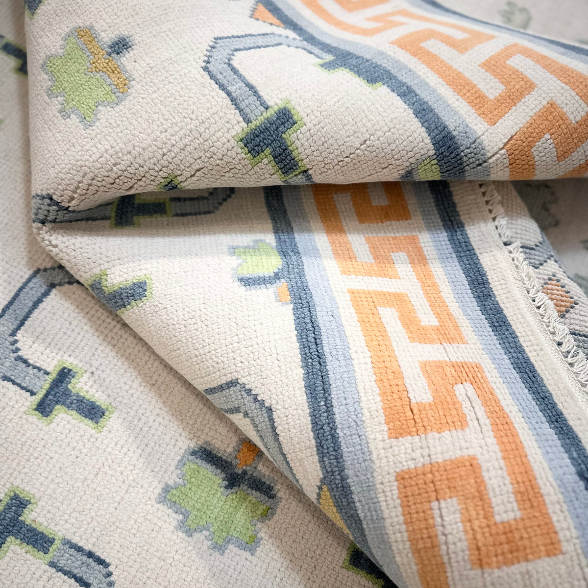 Tulsa Orange Hand-Knotted Wool Rug – DFW Textile Sourcing