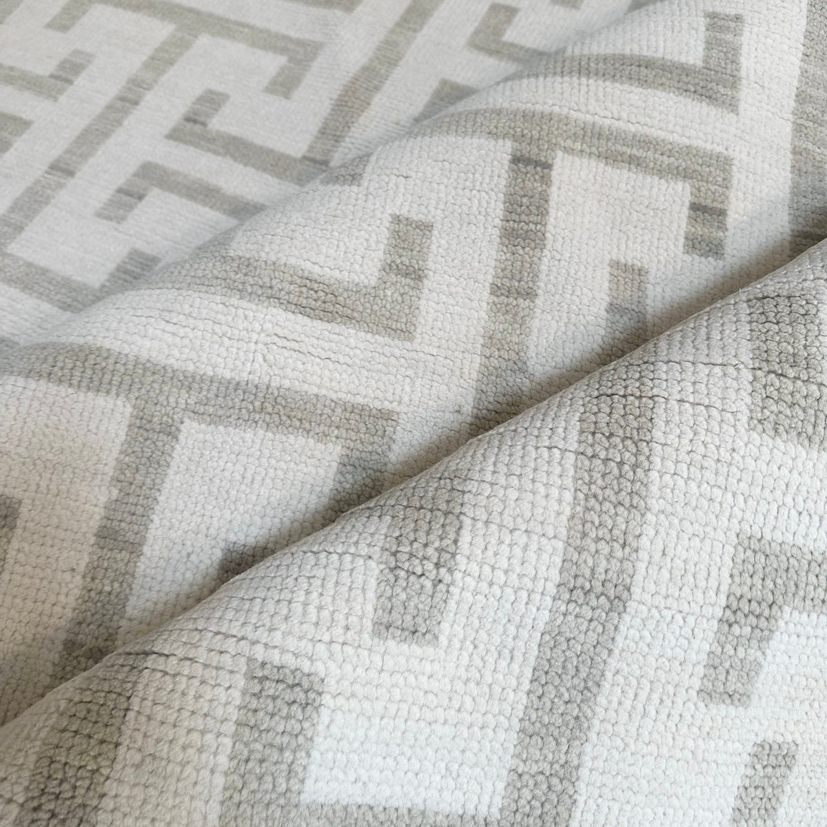 Tyler Neutral Modern Oushak Rug – DFW Textile Sourcing